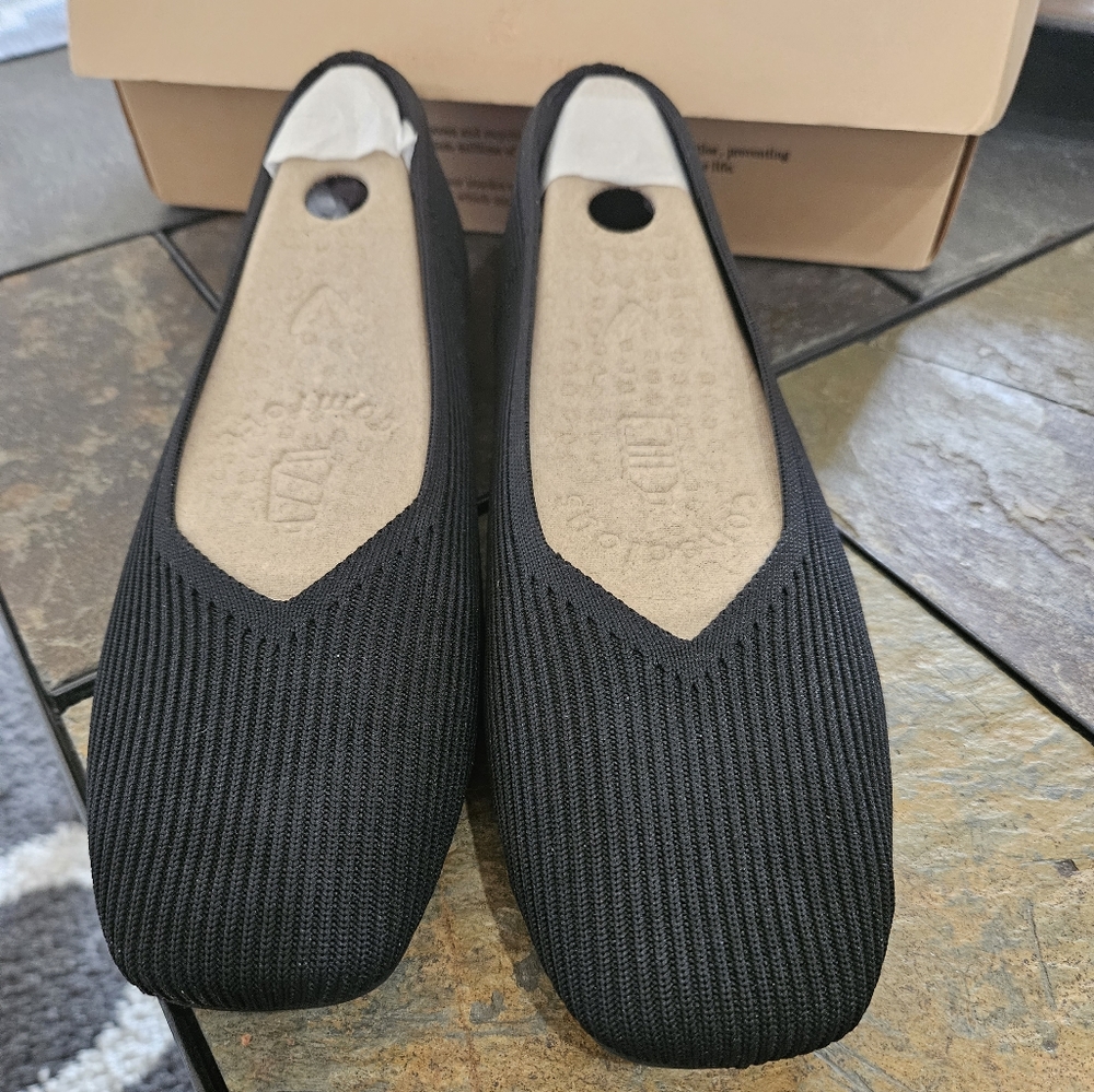 Vivaia Margot square toe flats